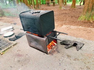 【画像】（８月１１日：３日目）元気に野外炊飯。帰りに親御さんから「来年も会いましょう」と声をかけられ、とても嬉しかったです。