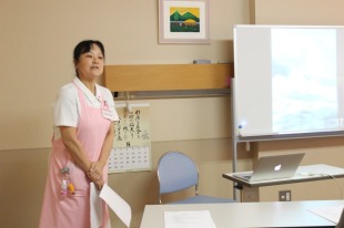 【画像】糖尿病療養指導士の今城看護師による挨拶 【画像】糖尿病療養指導士の今城看護師による挨拶