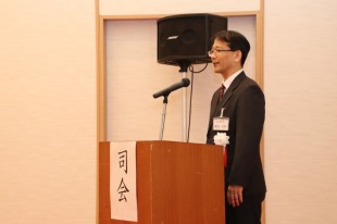 【画像】司会を務めた豊田医師 【画像】司会を務めた豊田医師