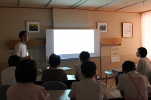 【画像】糖尿病担当部長の平谷医師による講義 【画像】糖尿病担当部長の平谷医師による講義