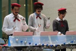 【画像】初のミュージックベル演奏 【画像】初のミュージックベル演奏