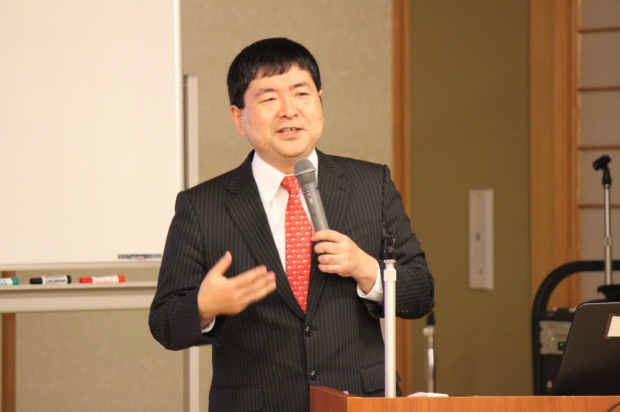 【画像】明橋医師講演会 in浅井公民館 【画像】明橋医師講演会 in浅井公民館